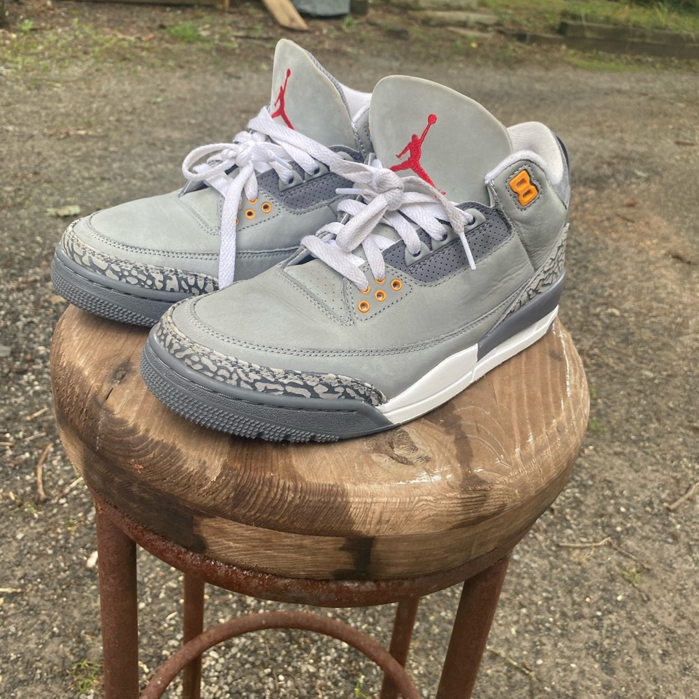 Jordan 3 ‘Cool grey’ size 8 men’s (women’s 9.5)